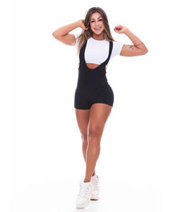 Overol negro top rosa